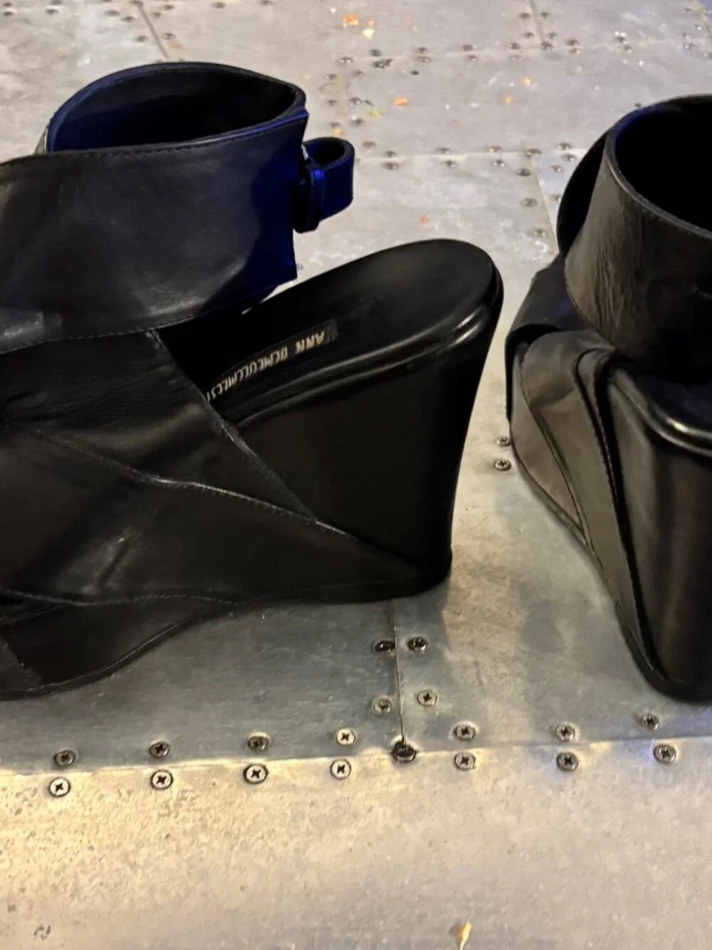 ANN DEMEULEMEESTER PLATFORM SANDALS